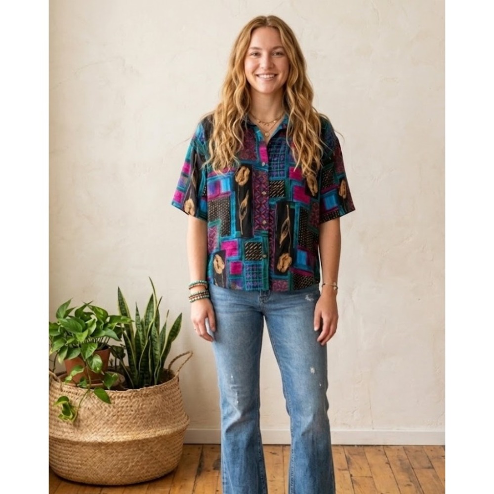 Vintage CB‎ Collections Colorful Retro Ultra Soft Rayon Button Down Large